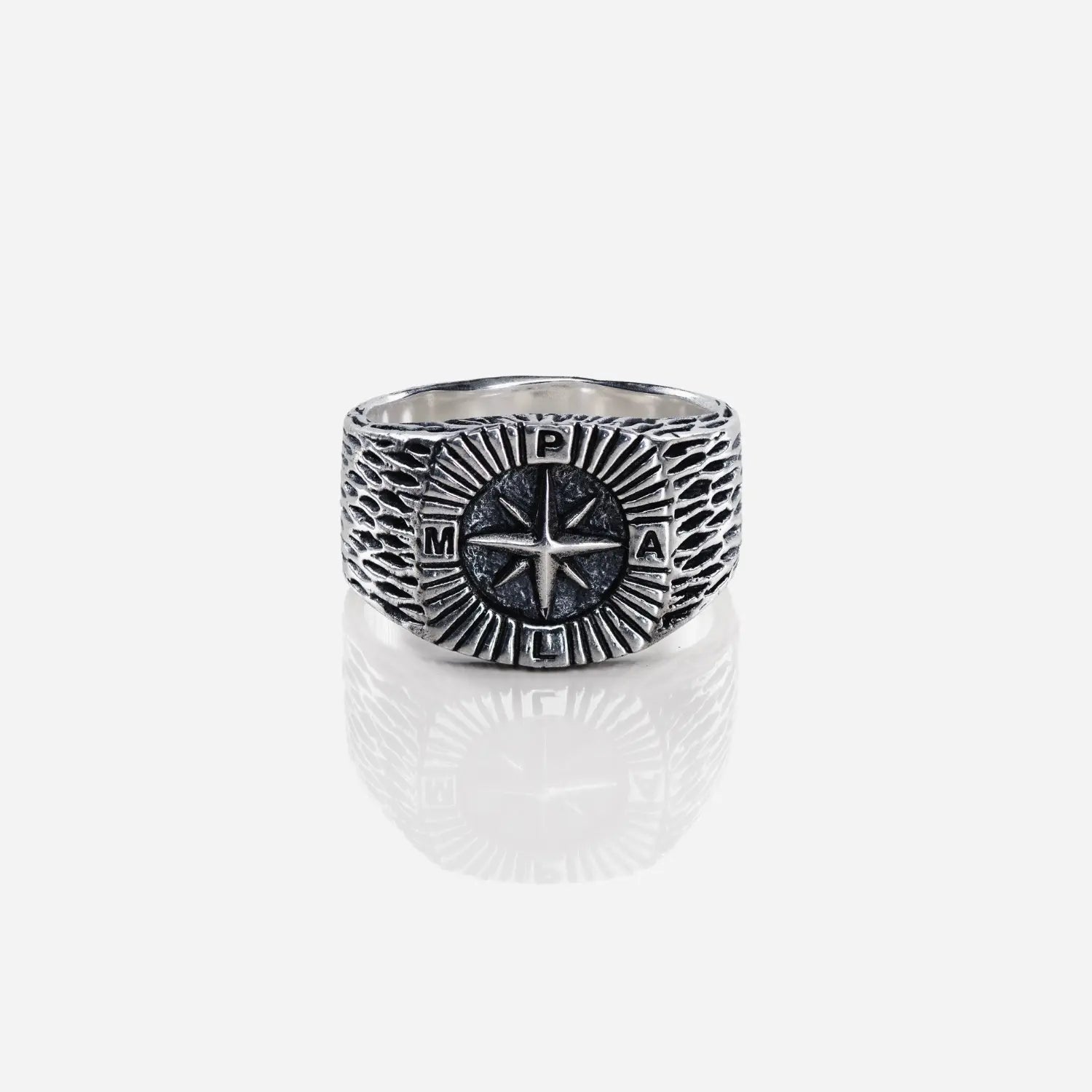 Stoere zilveren herenring met uniek kompasdetail – COMPASS RING van PALM. Jewelry