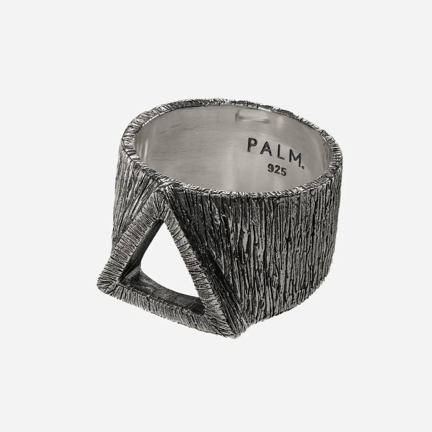 Zilveren herenring met strak geometrisch driehoek design – DRIEHOEK RING van PALM. Jewelry