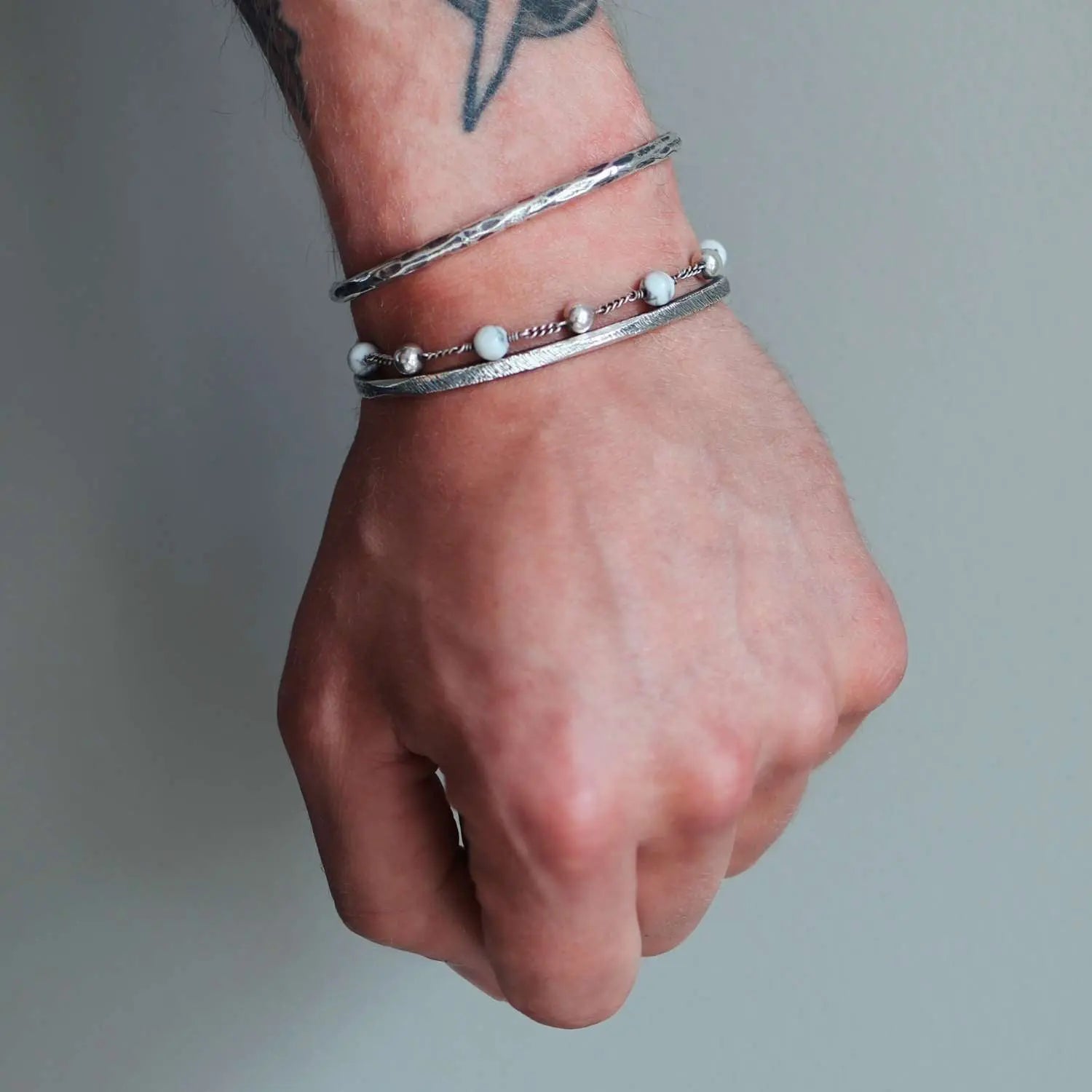 EDGE-MANSCHETTE. – Minimalistisches Silberarmband für Männer